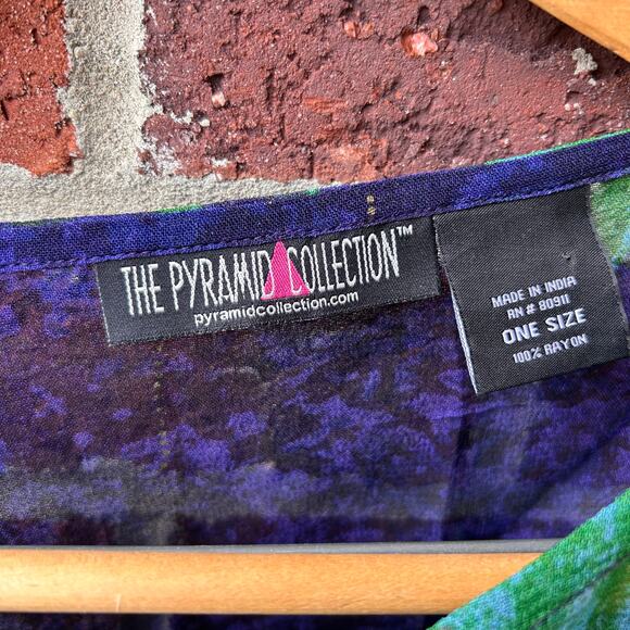 The Pyramid Collection Dyed Boho Poncho Top One Size - Picture 3 of 4